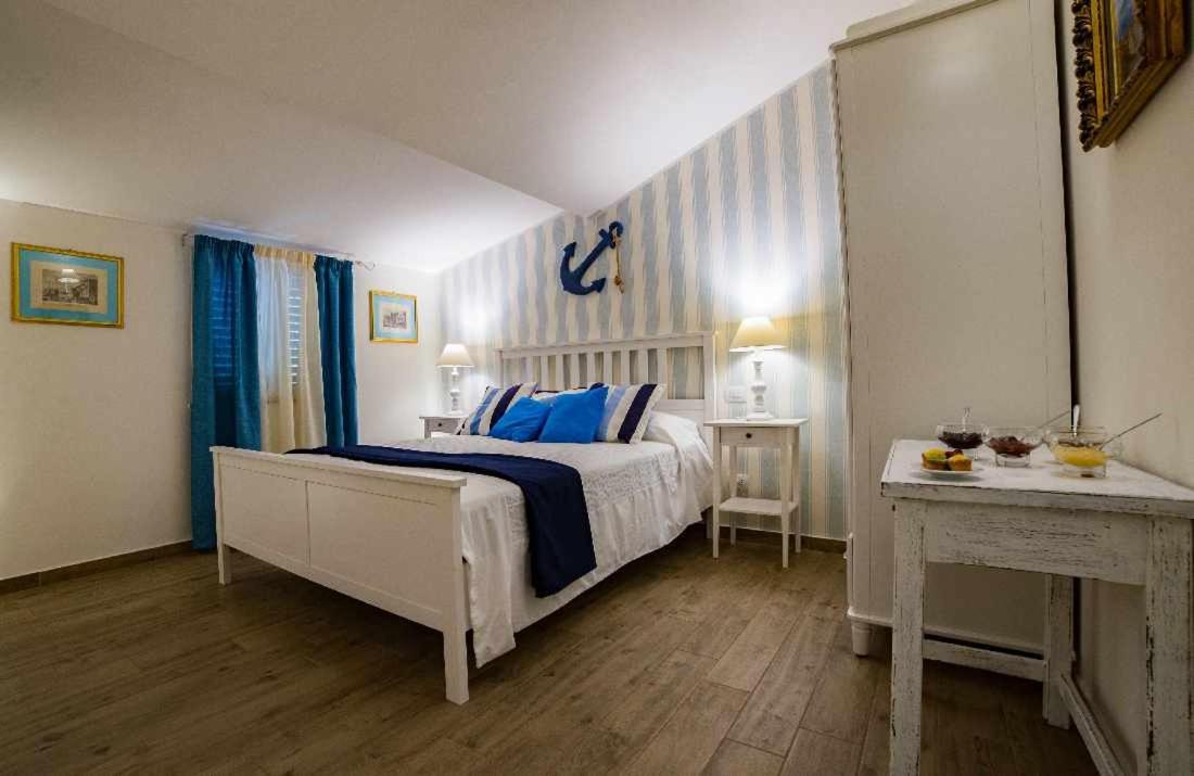 Quattro Torri B&B Santa Teresa Di Riva Exterior photo