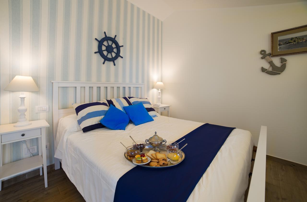 Quattro Torri B&B Santa Teresa Di Riva Exterior photo